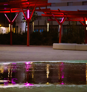 Eclairage couleur ACTiLED dynamique pergola Plazza Futuroscope