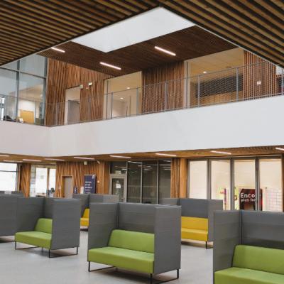 hall d'accueil lycée Alice Milliat Pontchateau